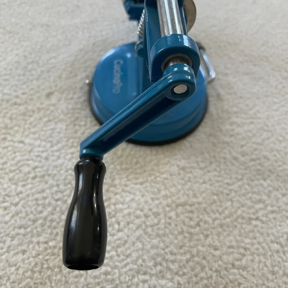 CucinaPro Apple Peeler Corer Slicer Blue Suction Base Hand Crank‎ Kitchen Tool